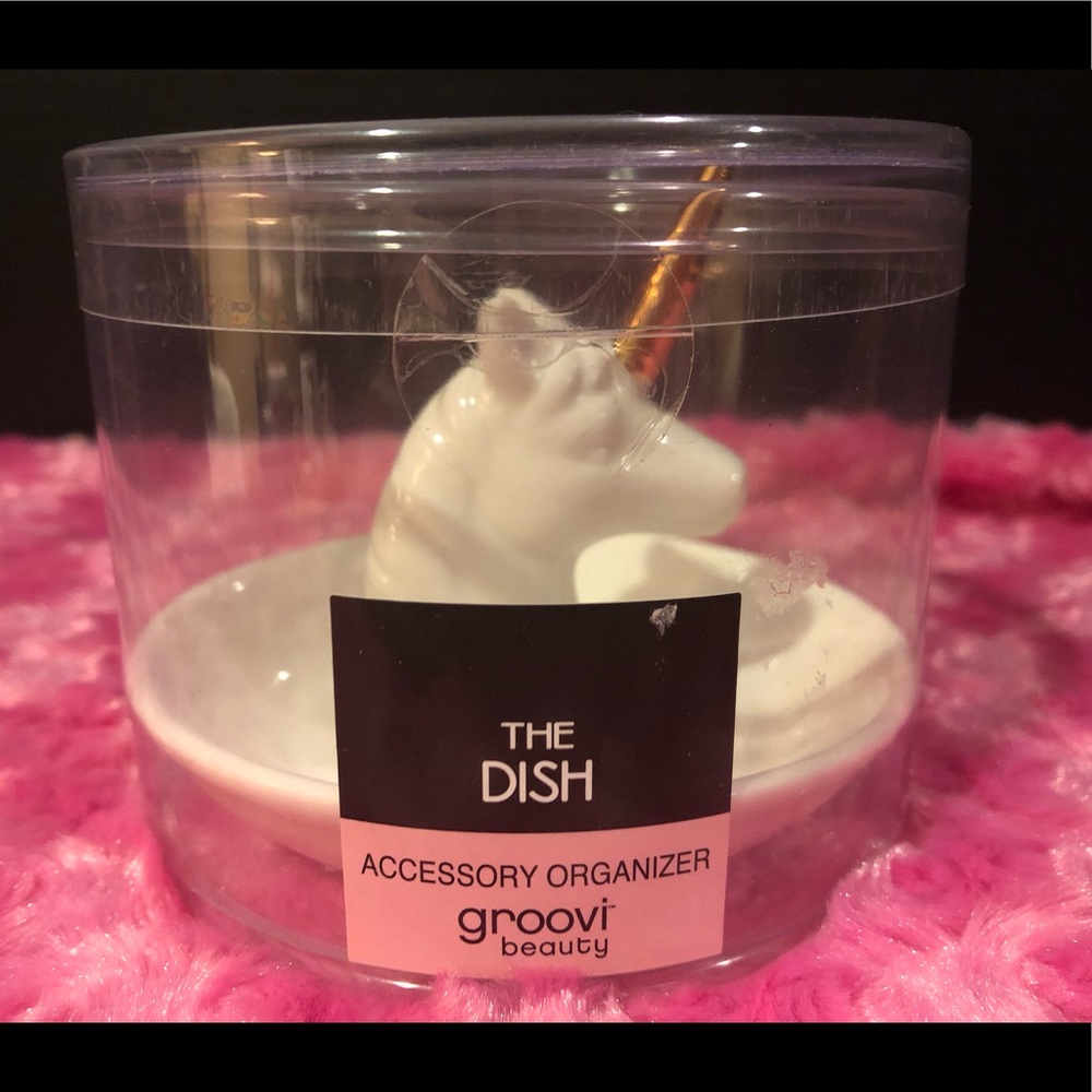 Accessory Organizer